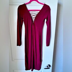 Beautiful H&M SEXY burgundy dress 🥰